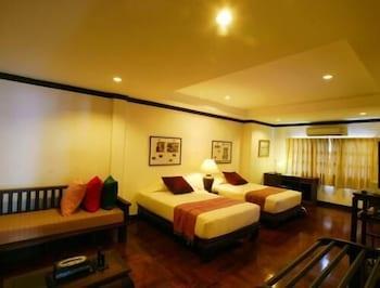 Cucumber Inn Suite Pattaya Extérieur photo