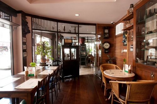 Cucumber Inn Suite Pattaya Extérieur photo